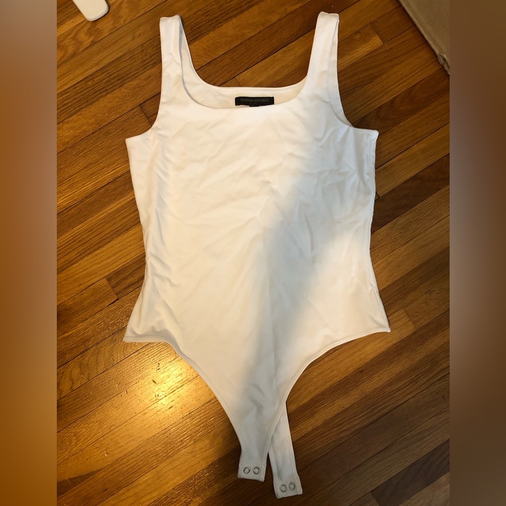 Banana Republic white bodysuit size XS